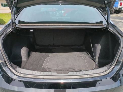 Used 2024 Chevrolet Malibu LT image 14