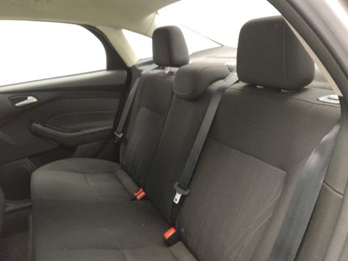 Used 2018 Ford Focus SE image 18