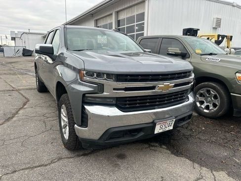 Used 2021 Chevrolet Silverado 1500 LT image 3