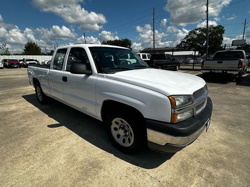 Used 2005 Chevrolet Silverado 1500 W/T image 8