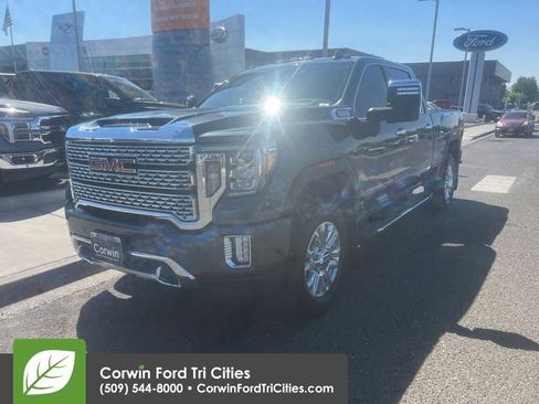 Used 2020 GMC Sierra 2500 Denali w/ Denali Ultimate Package AWD/4WD image 10