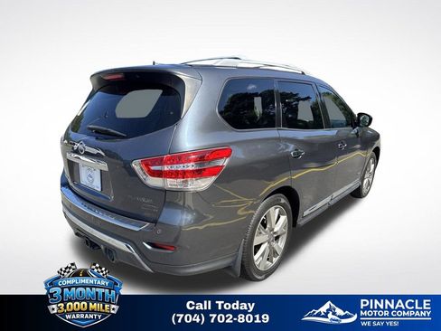 Used 2014 Nissan Pathfinder Platinum w/ Platinum Premium Package AWD/4WD image 4