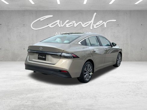 New 2026 Nissan Sentra SL FWD image 17