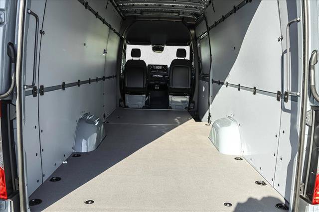 New 2027 Mercedes-Benz Sprinter 2500 image 20