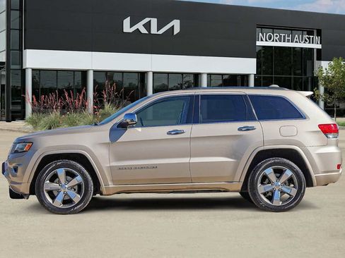 Used 2015 Jeep Grand Cherokee Overland image 4