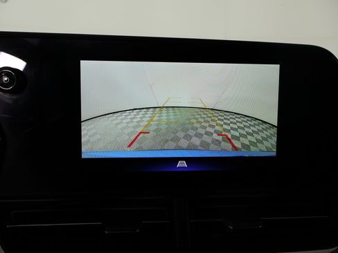 Used 2025 Chevrolet Trax ACTIV FWD image 6