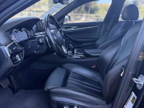 Used 2017 BMW 530i RWD image 21