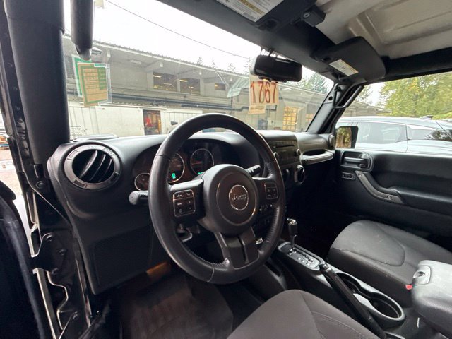 Used 2017 Jeep Wrangler Sport w/ Quick Order Package 24S AWD/4WD image 17