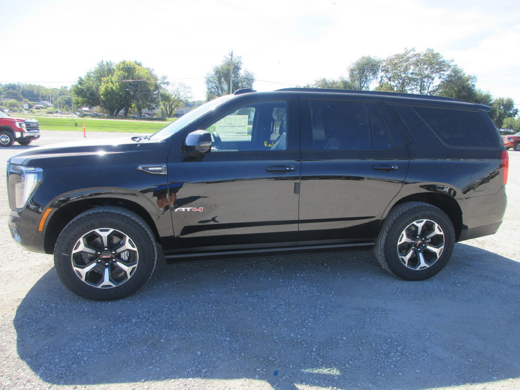 New 2027 GMC Yukon AT4 w/ AT4 Premium Plus Package AWD/4WD image 7