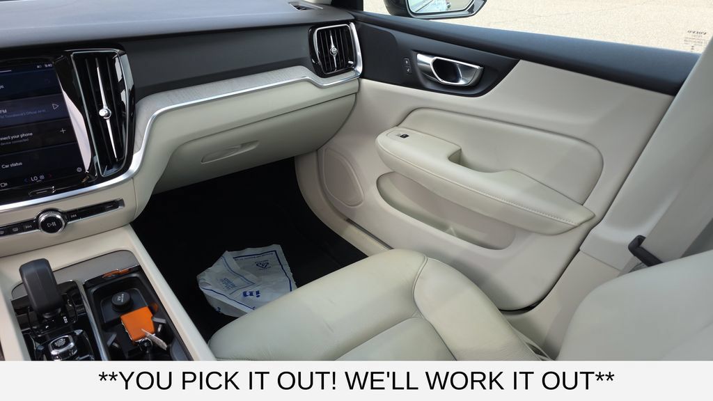 Used 2023 Volvo S60 B5 Plus FWD image 28