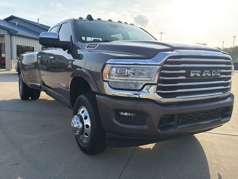 Used 2019 RAM 3500 Limited w/ Max Tow Package AWD/4WD image 34