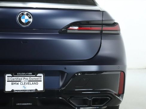 Used 2023 BMW 760i xDrive w/ Luxury Rear Seating Package AWD/4WD image 48
