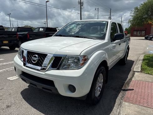 Used 2019 Nissan Frontier SV RWD image 4