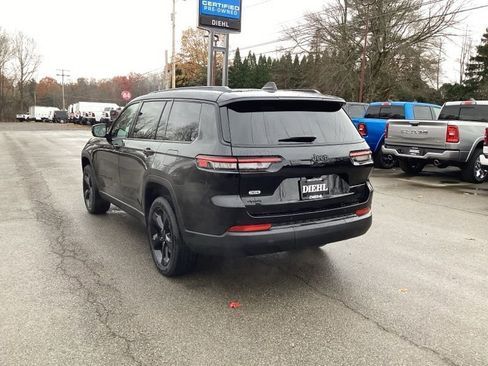 New 2025 Jeep Grand Cherokee L Altitude image 5