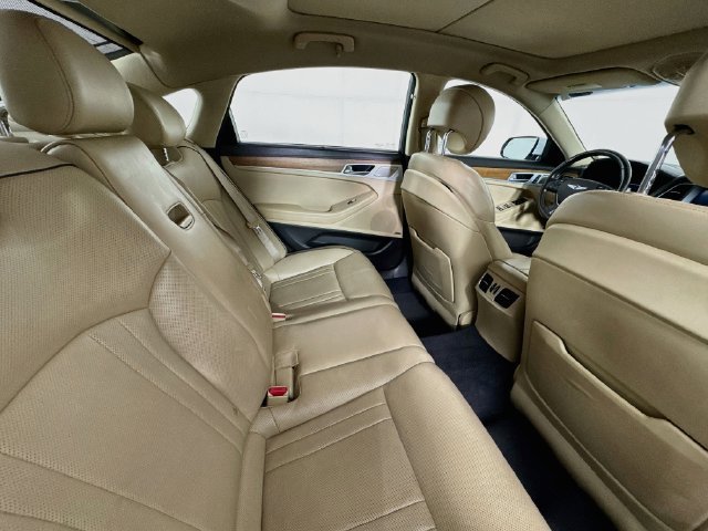 Used 2019 Genesis G80 3.8 w/ Ultimate Package 03 RWD image 24