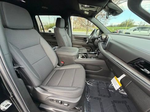 New 2026 Chevrolet Suburban LS w/ Max Trailering Package AWD/4WD image 38