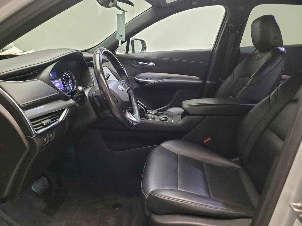 Used 2022 Cadillac XT4 Premium Luxury w/ Safety Alert Package AWD/4WD image 17