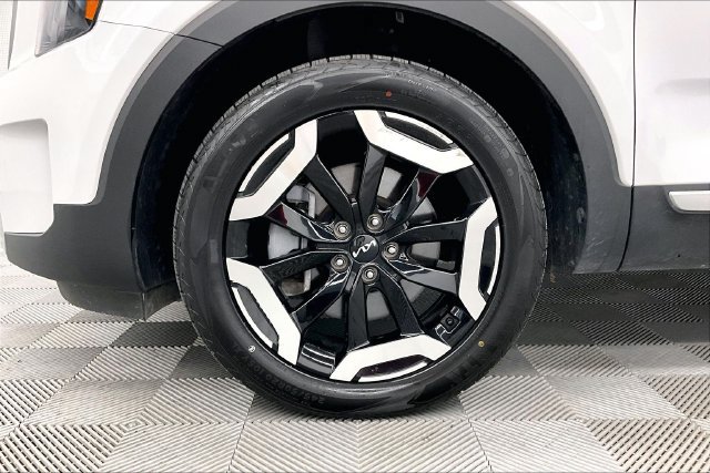 Used 2025 Kia Telluride S AWD/4WD image 10