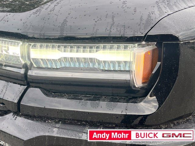 Used 2026 GMC Hummer EV SUV w/ LPO, Dark Essentials Package AWD/4WD image 6