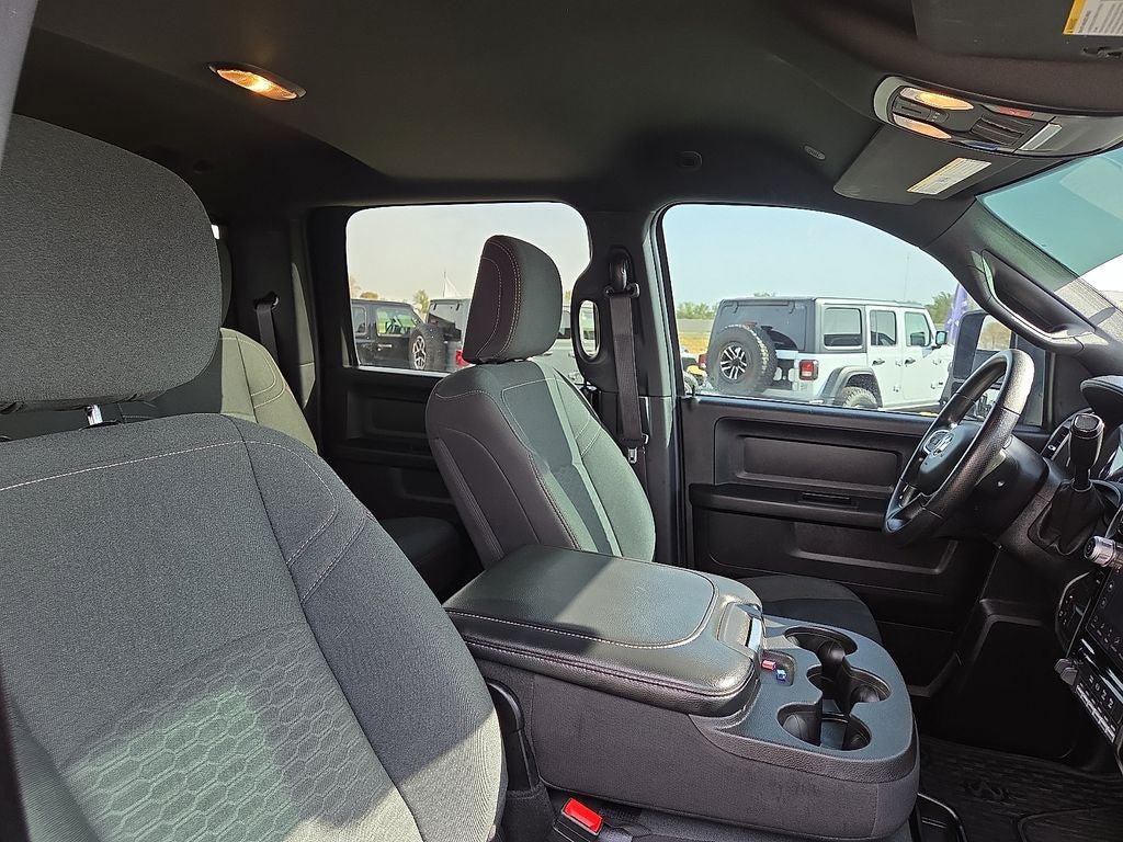 Used 2025 RAM 3500 Tradesman AWD/4WD image 14