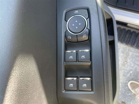 New 2026 Ford F250 XL w/ XL Chrome Package image 16