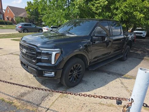 Used 2024 Ford F150 Lariat w/ Equipment Group 502A High AWD/4WD image 2