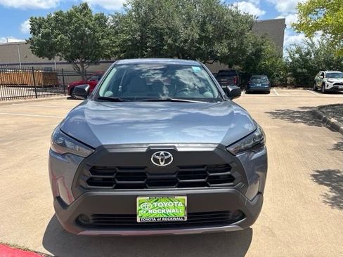 Used 2026 Toyota Corolla Cross L FWD image 2