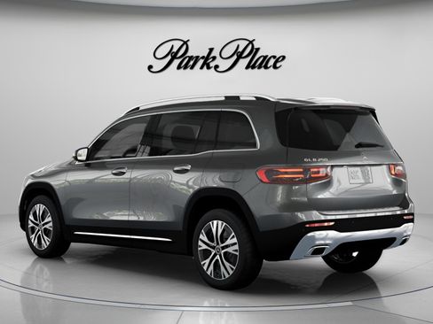 New 2026 Mercedes-Benz GLB 250 image 13