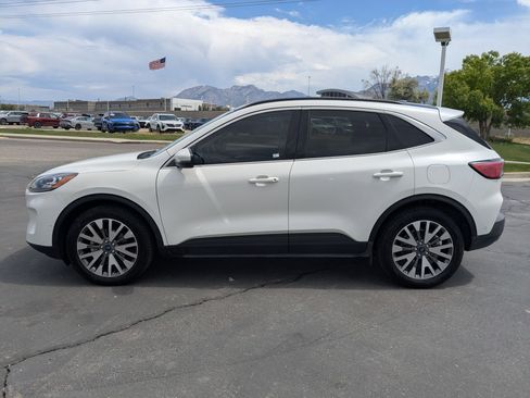Used 2020 Ford Escape Titanium AWD/4WD image 2