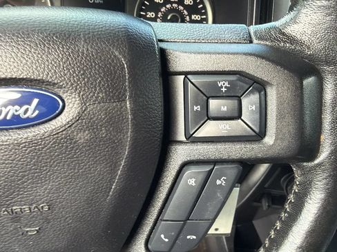 Used 2020 Ford F150 XLT w/ Equipment Group 302A Luxury AWD/4WD image 24