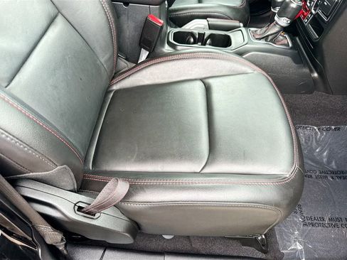 Used 2021 Jeep Wrangler Unlimited Rubicon image 33