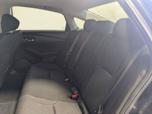 Used 2023 Honda Accord EX image 31
