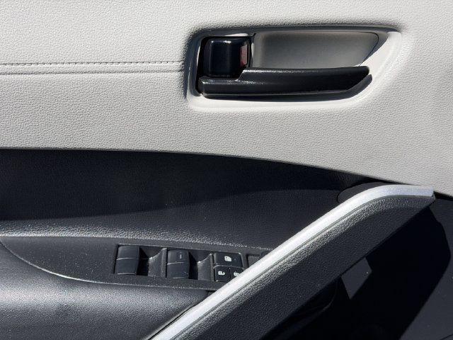 Certified 2026 Toyota Corolla Cross L FWD image 20