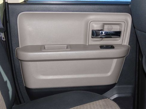 Used 2012 RAM 1500 Big Horn image 26