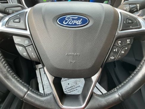 Used 2019 Ford Fusion Titanium FWD image 20