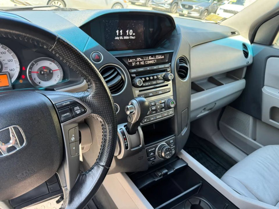 Used 2012 Honda Pilot Touring image 28