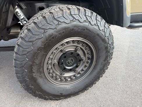 Used 2020 Jeep Gladiator Rubicon image 12