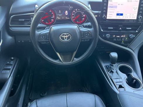 Used 2024 Toyota Camry XSE FWD image 16