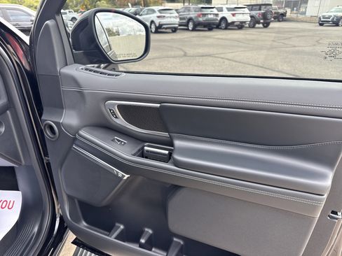 New 2025 Ford Expedition Platinum w/ Stealth Performance Package image 21