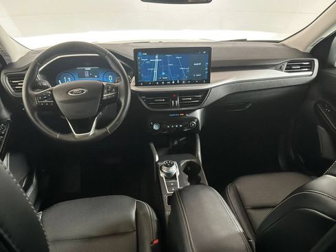 Used 2025 Ford Escape Platinum AWD/4WD image 19