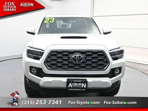 Used 2023 Toyota Tacoma TRD Sport w/ TRD Premium Sport Package AWD/4WD image 3