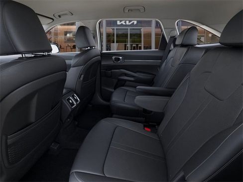 New 2025 Kia Sorento EX image 18