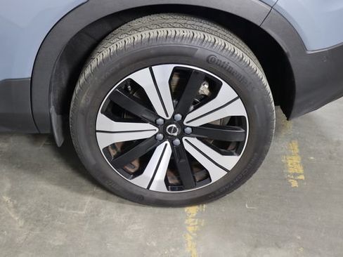 Used 2023 Volvo C40 P8 Recharge Plus AWD/4WD image 39