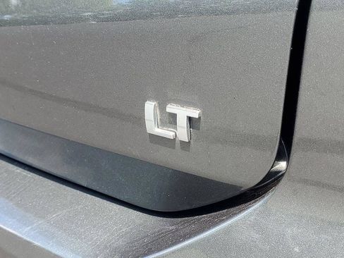 Used 2020 Chevrolet Equinox LT FWD image 33
