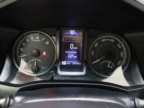 Certified 2019 Toyota Tacoma TRD Sport image 38