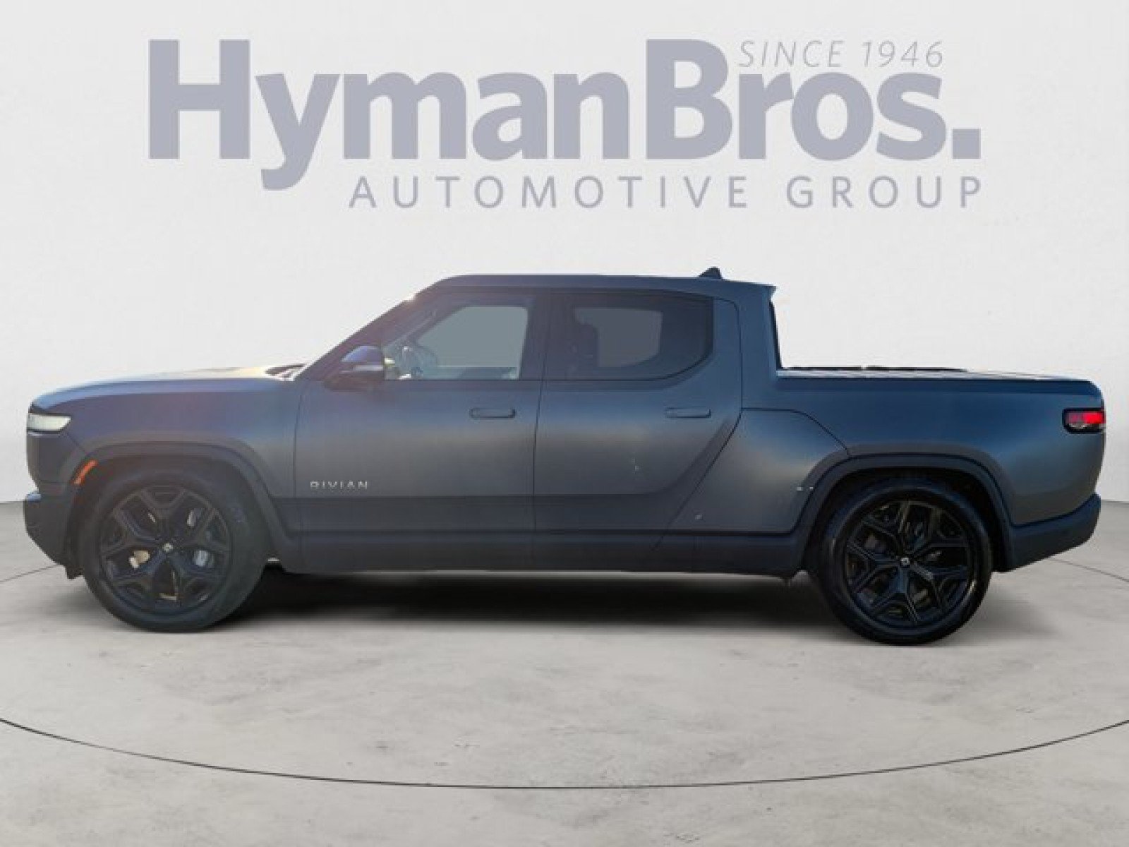 Used 2023 Rivian R1T Adventure Dual AWD/4WD image 6