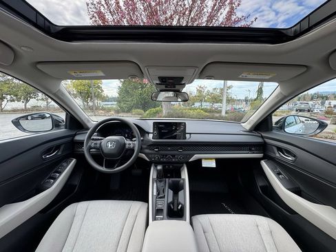 Certified 2026 Honda Accord SE image 2