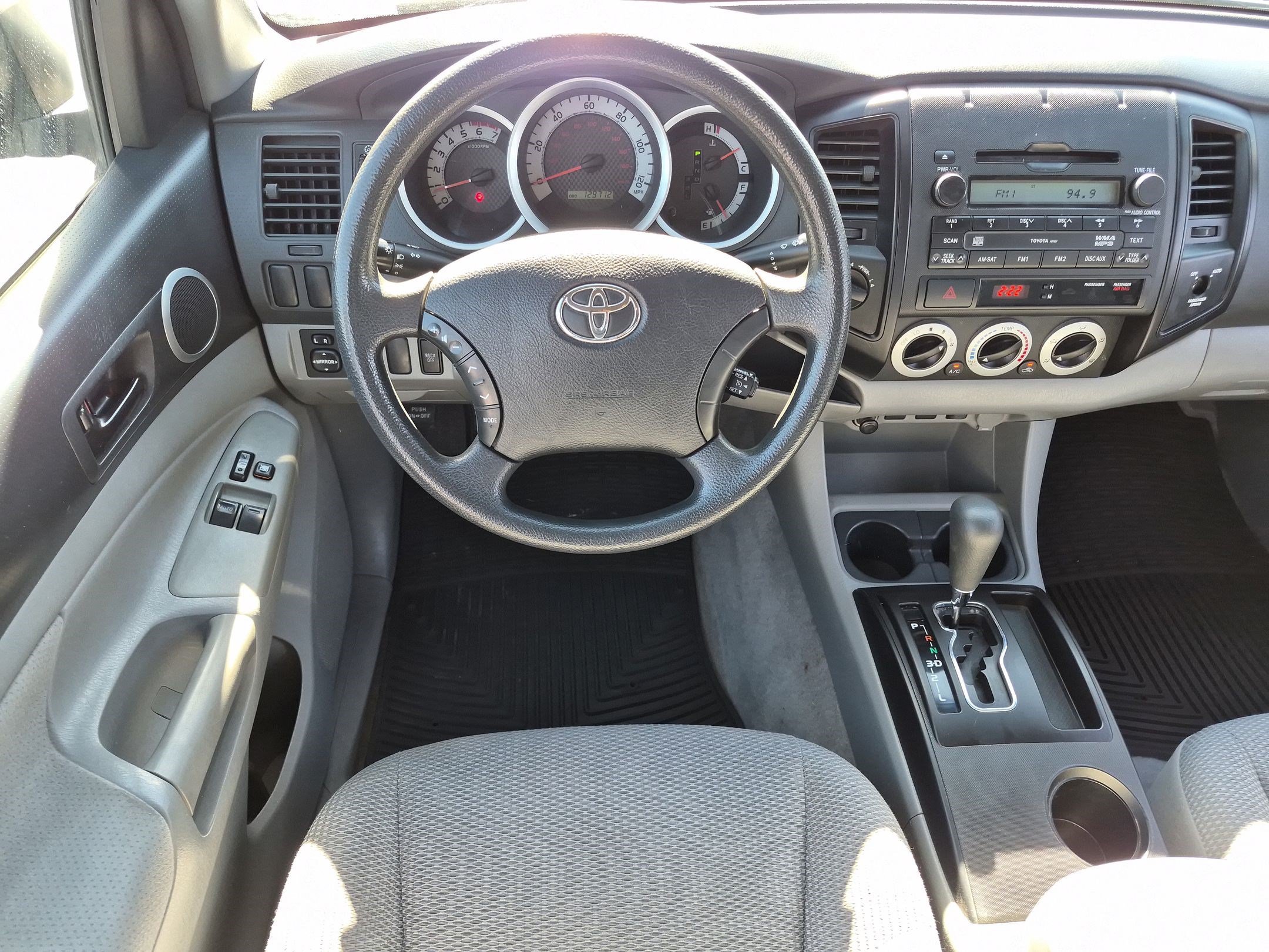 Used 2011 Toyota Tacoma 4x4 Access Cab w/ Convenience Pkg image 31