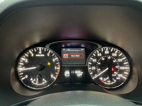 Used 2014 Nissan Pathfinder S FWD image 18
