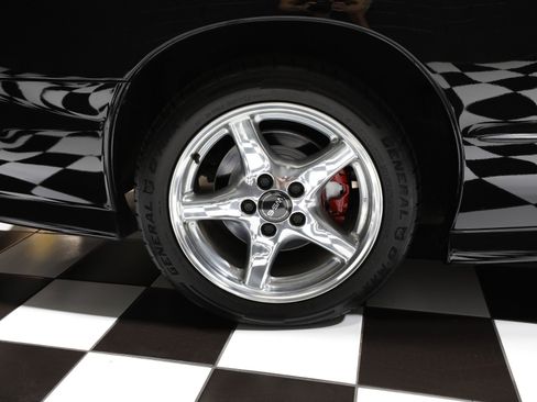 Used 1999 Pontiac Firebird Trans Am RWD image 44